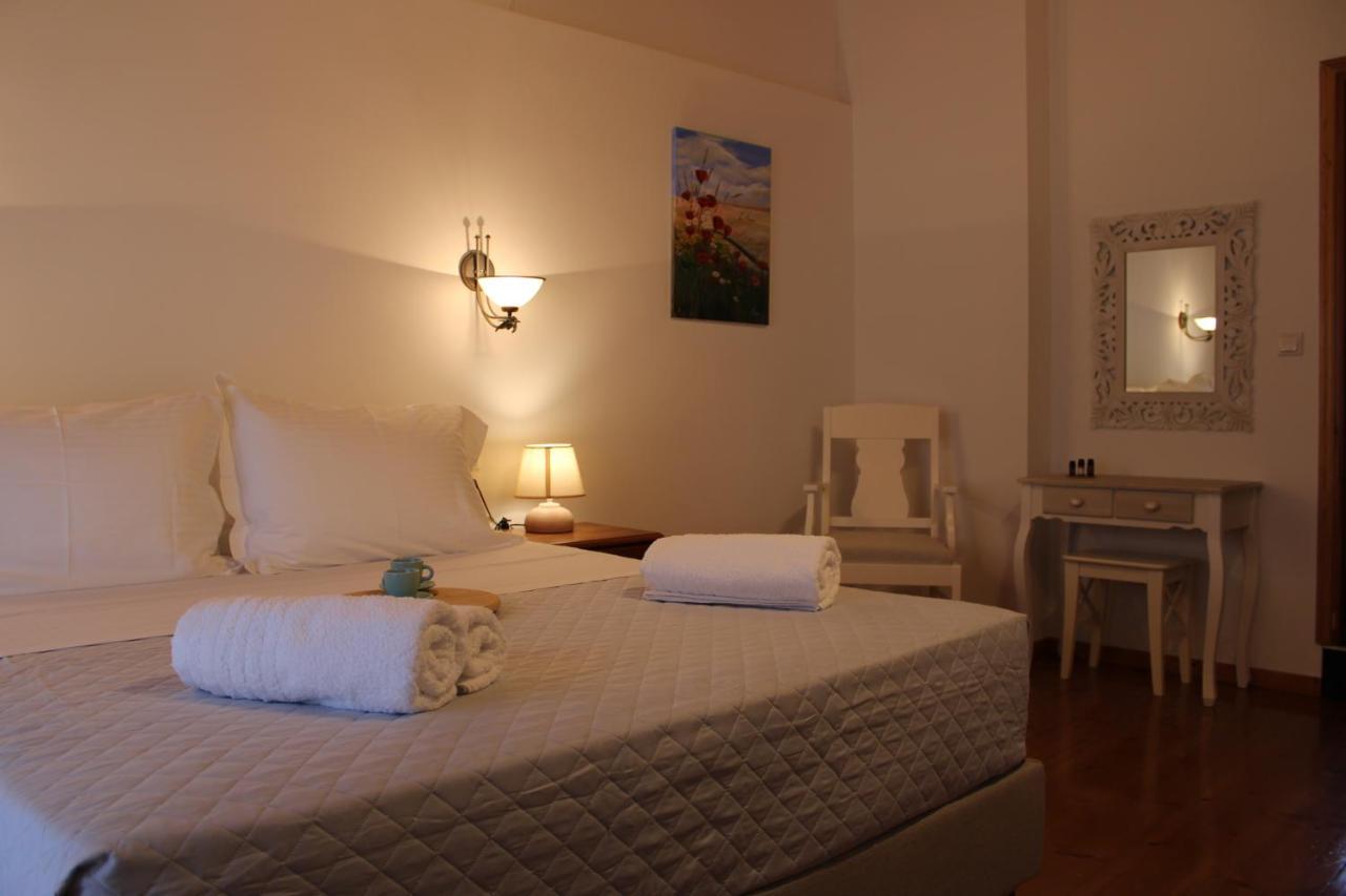 Myrtillo I Luxury Traditional House Spanokhorion