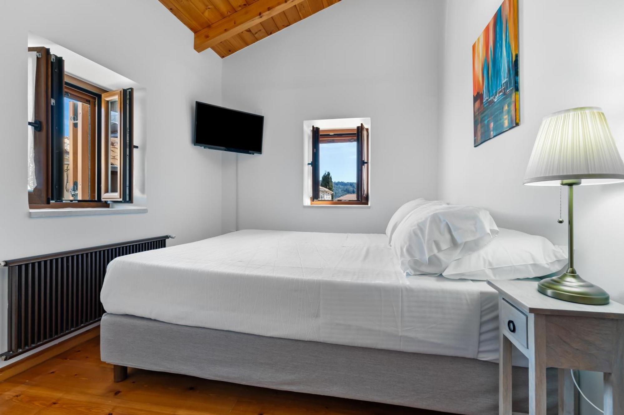 Myrtillo I Luxury Traditional House Villa Spanokhorion